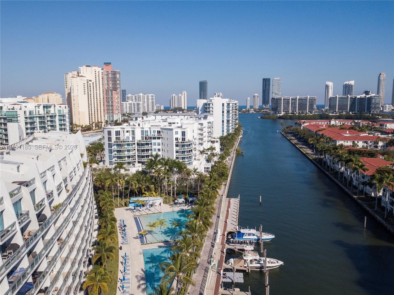 Artech · #349 in Aventura - Photo 36