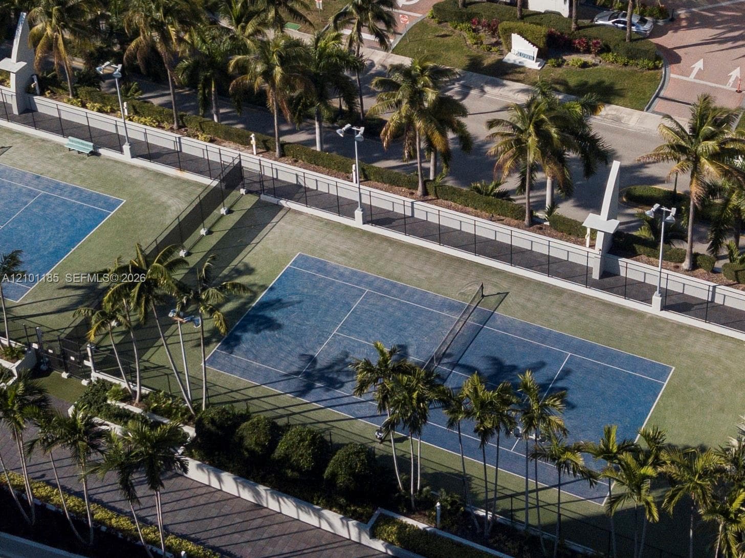Artech · #349 in Aventura - Photo 30