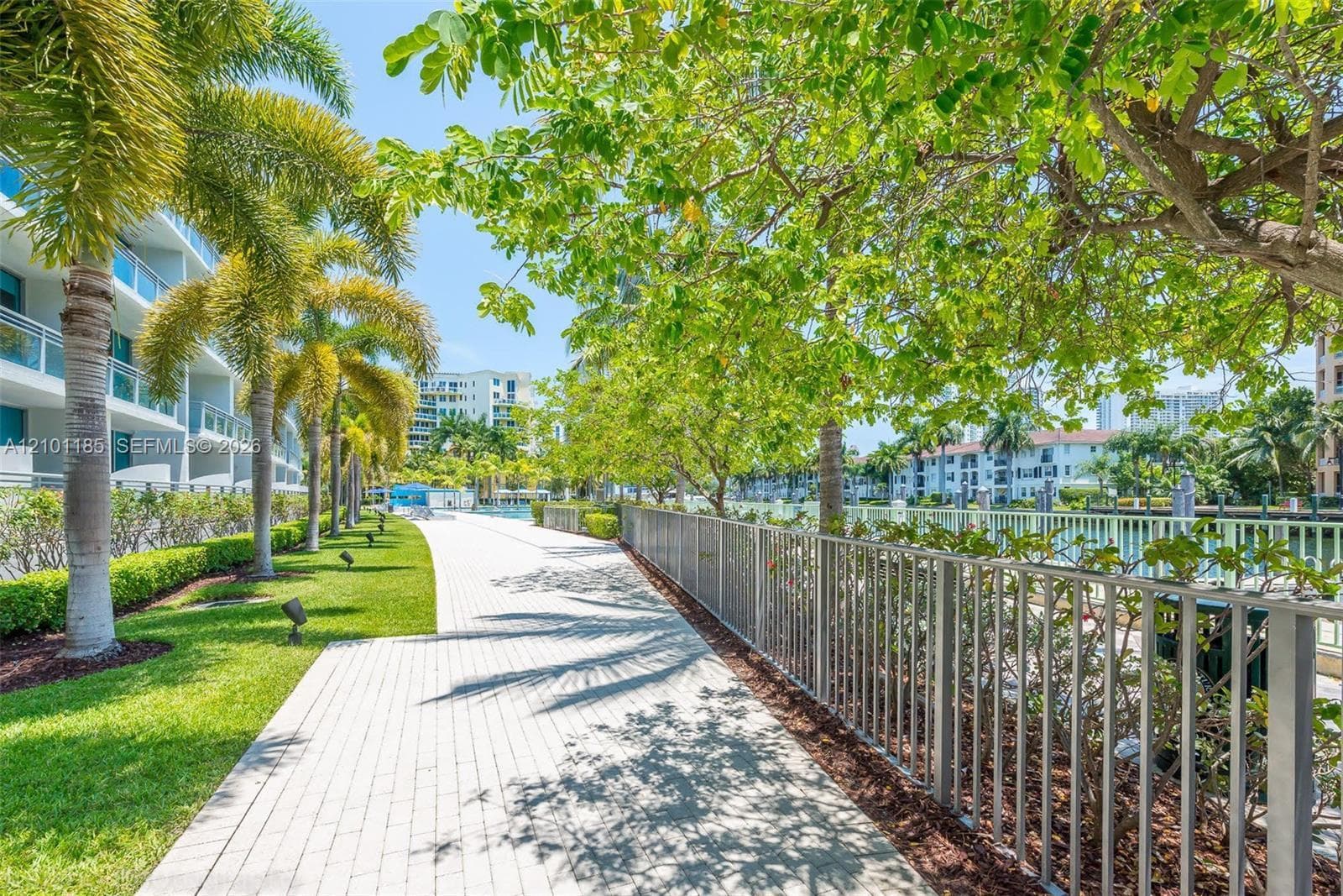 Artech · #349 in Aventura - Photo 35