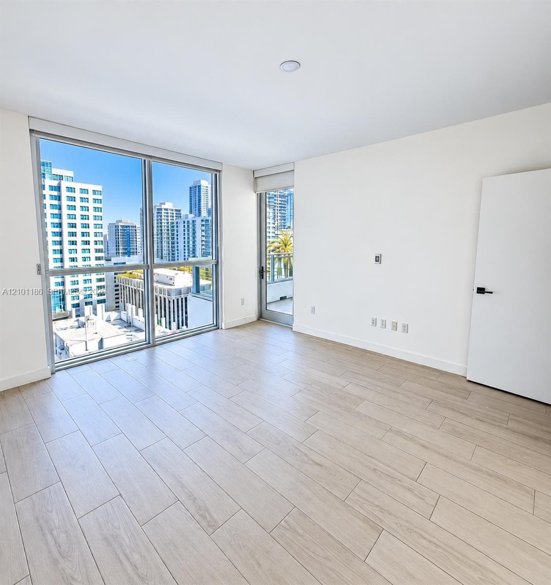 The Bond on Brickell · #1606 in Miami - Photo 6