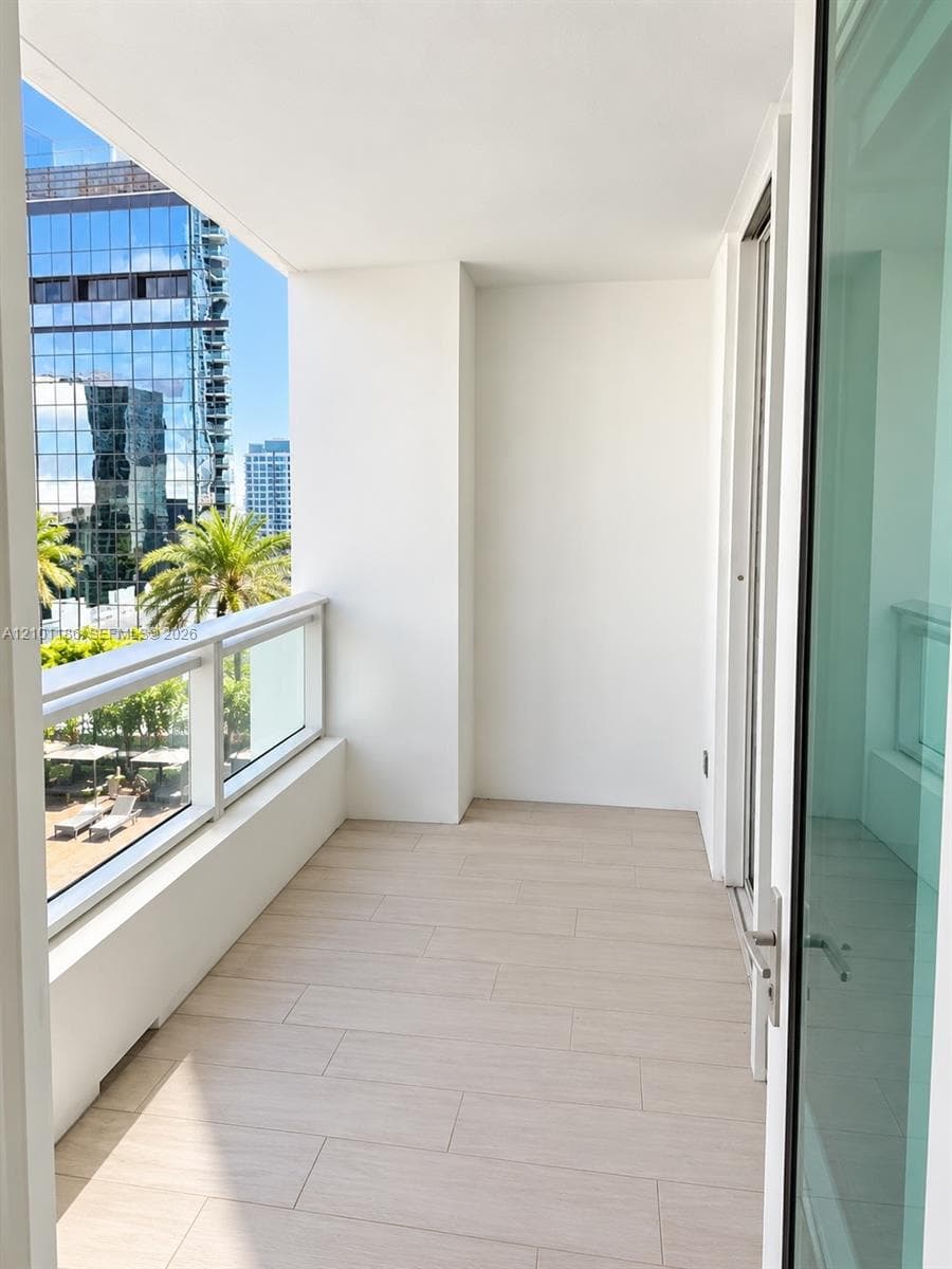 The Bond on Brickell · #1606 in Miami - Photo 11