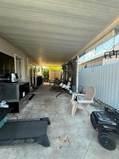6968 W 24th Ct photo 27