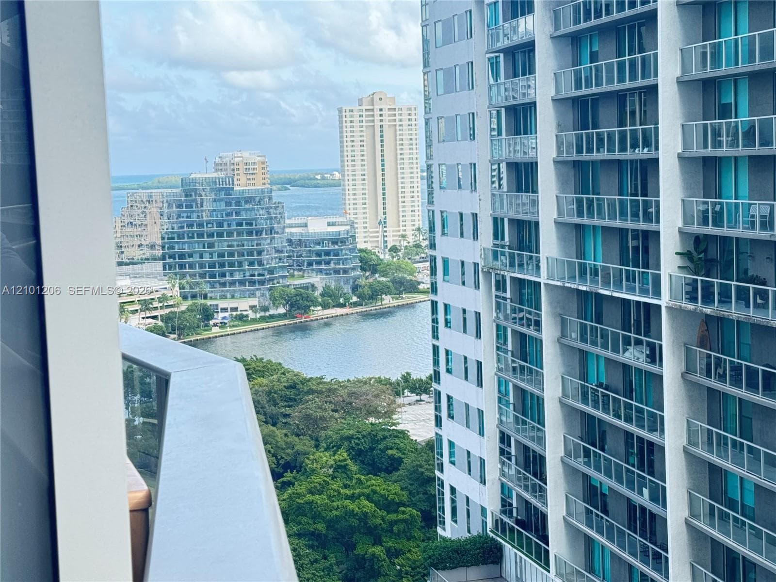 77 Se 5th · #1909 in Miami - Photo 7