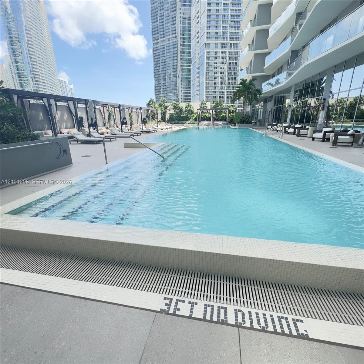 77 Se 5th · #1909 in Miami - Photo 9