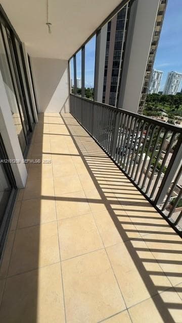 CORONADO CONDO- TOWER II · #826 in Aventura - Photo 14