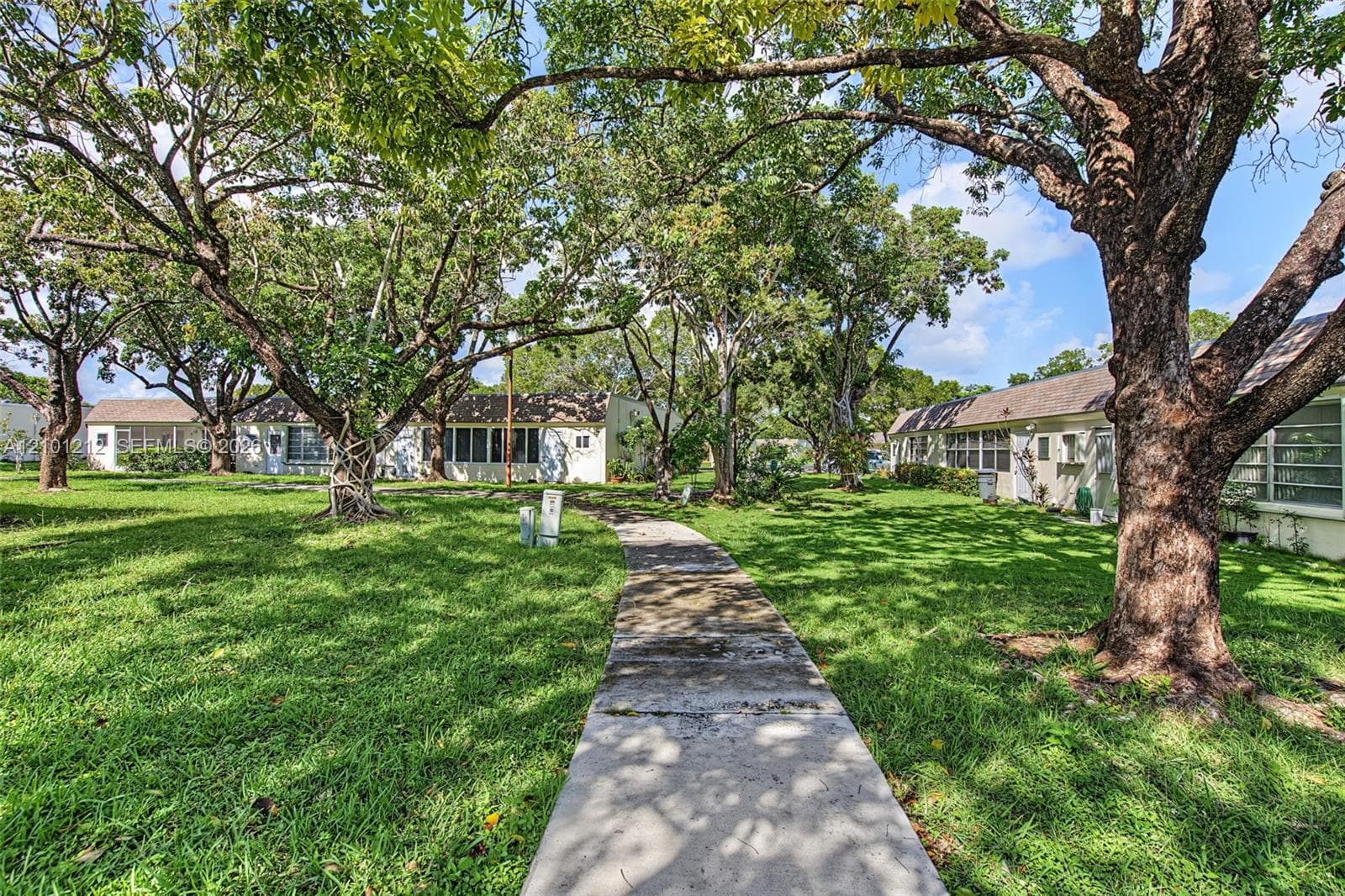Green Hills Park West · #V3442 in Miami - Photo 27