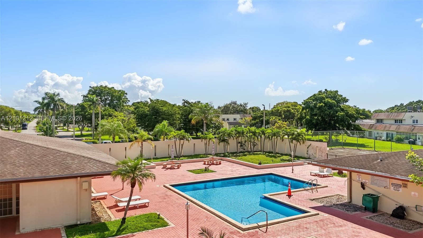 Green Hills Park West · #V3442 in Miami - Photo 30