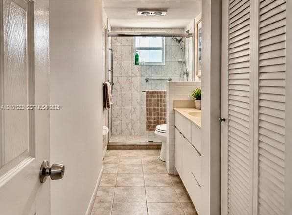 GOLDEN VIEW CONDO · #203 in Hallandale Beach - Photo 10