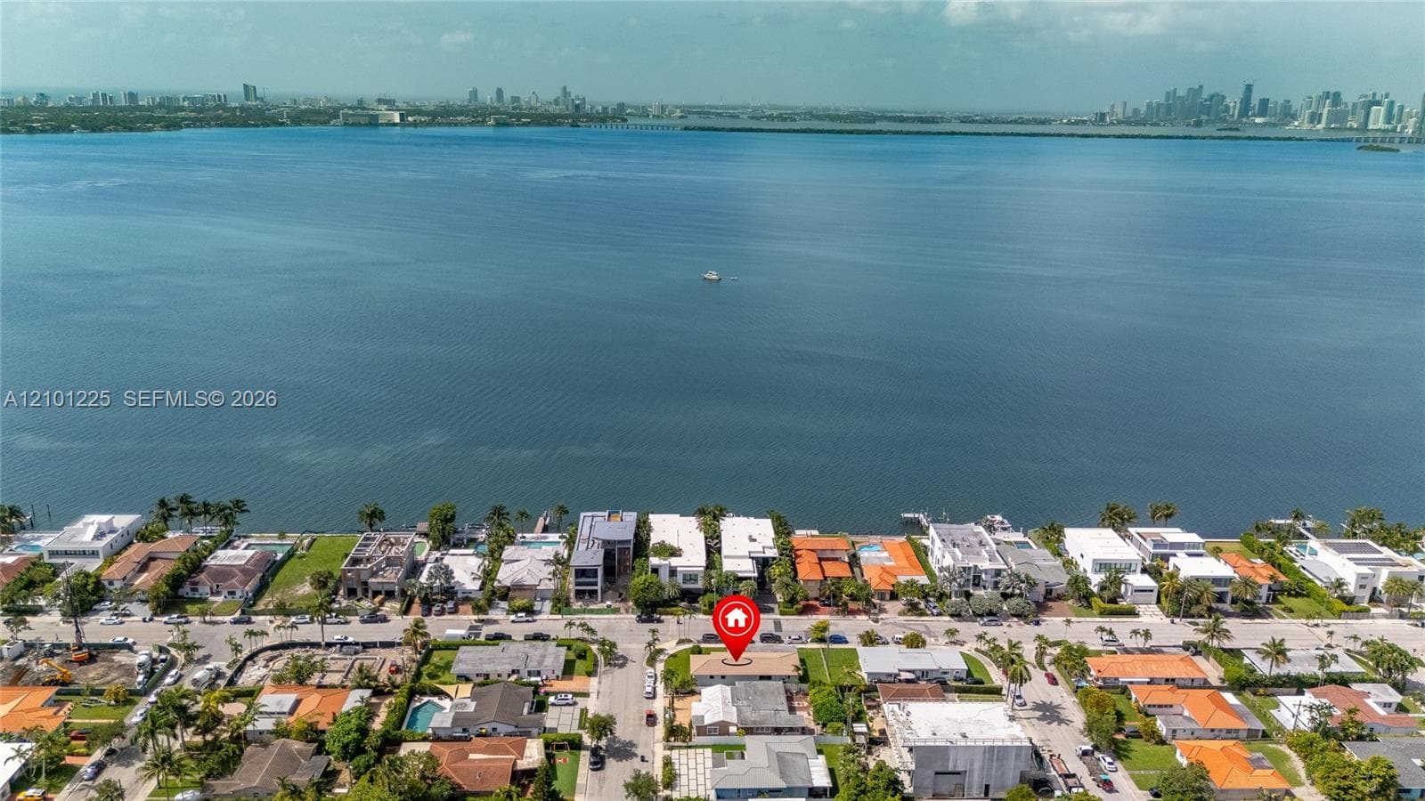 1621 S Treasure Dr photo 35