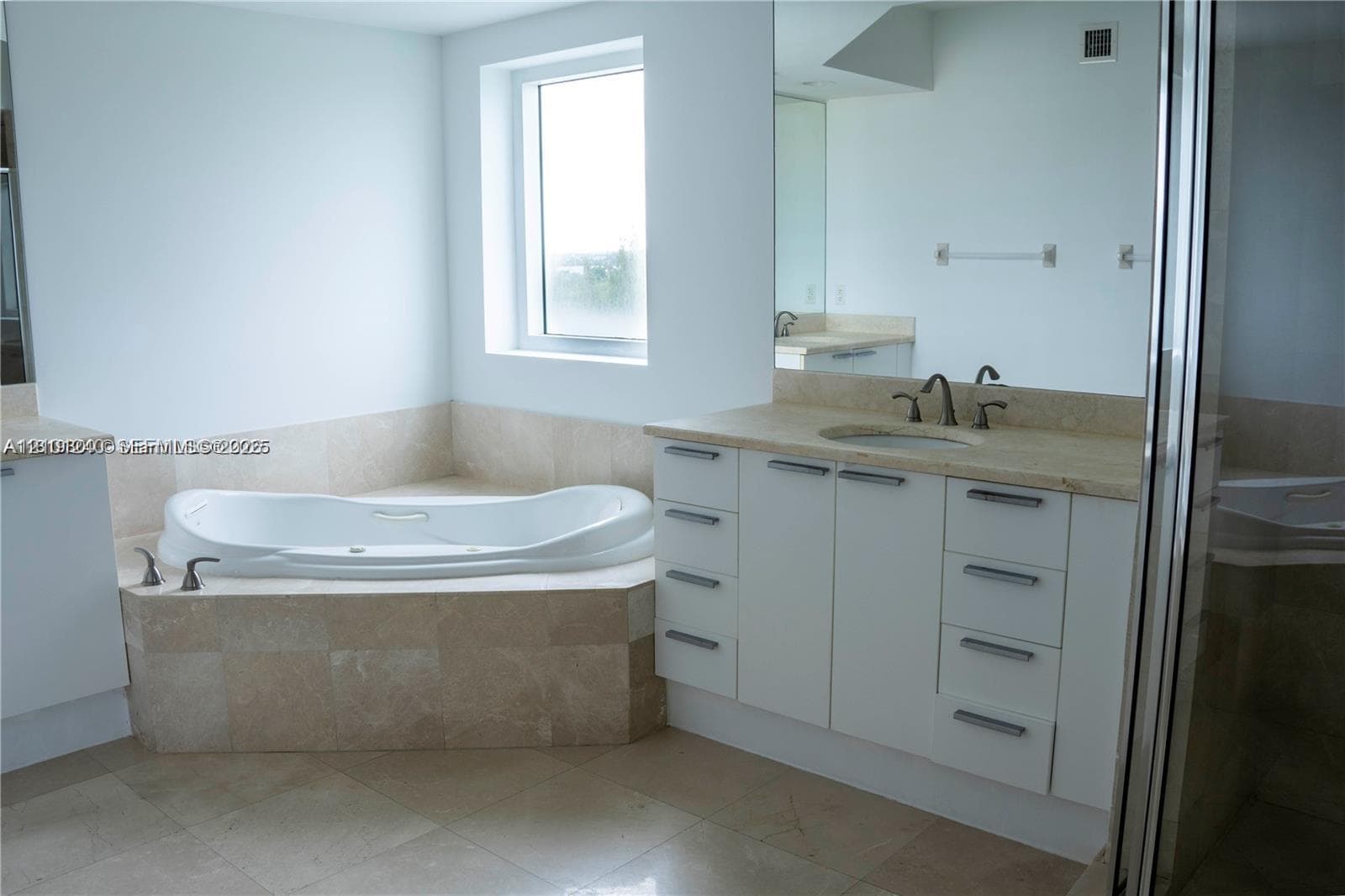 THE OAKS I CONDO · #801 in North Miami - Photo 22