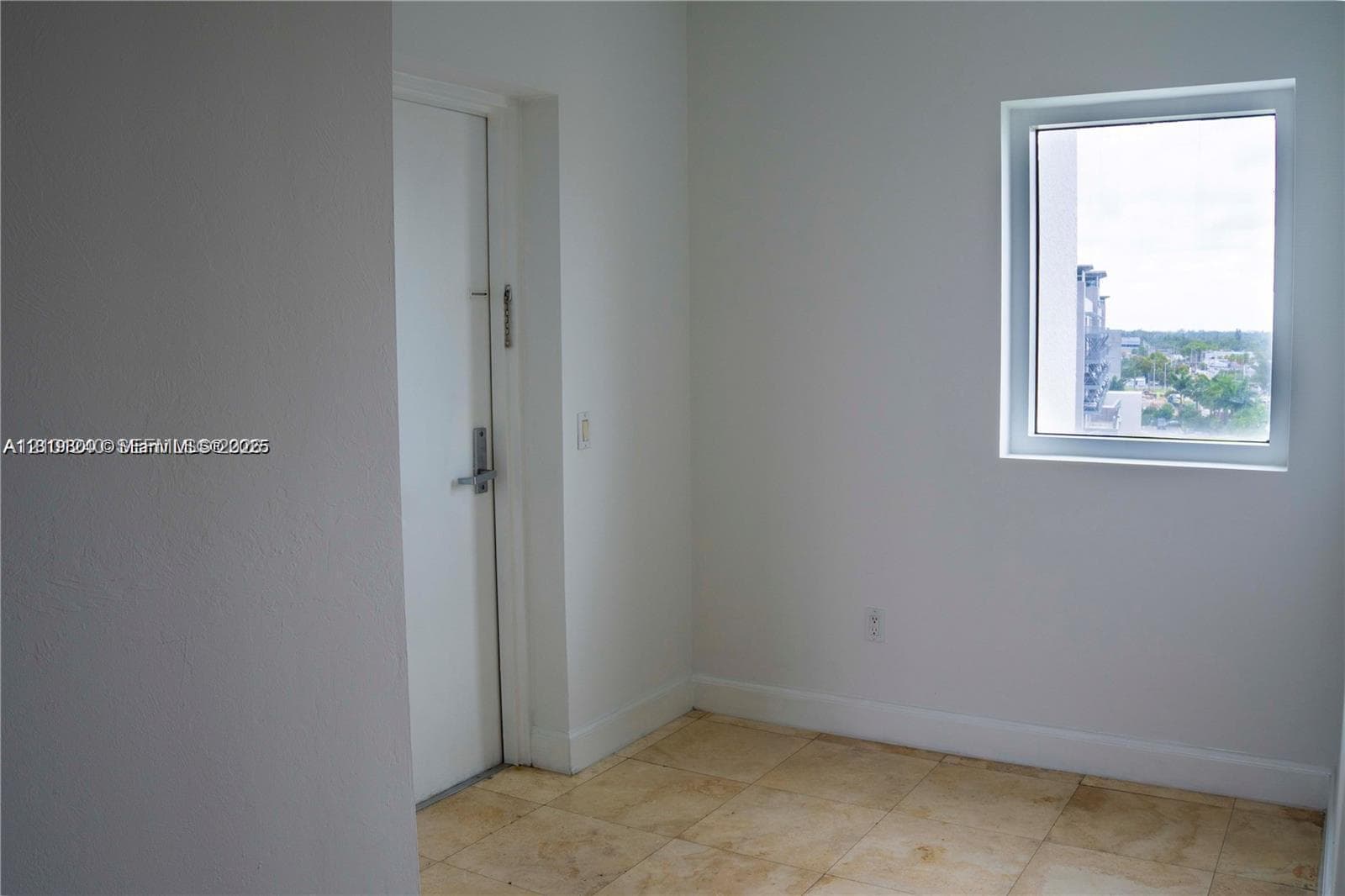 THE OAKS I CONDO · #801 in North Miami - Photo 3