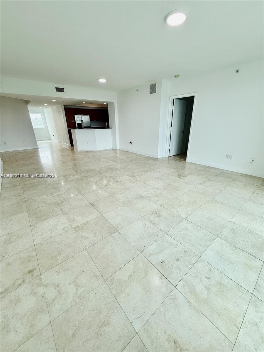 THE OAKS I CONDO · #801 in North Miami - Photo 15