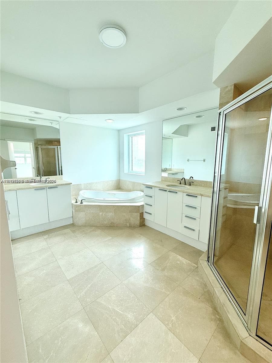 THE OAKS I CONDO · #801 in North Miami - Photo 21