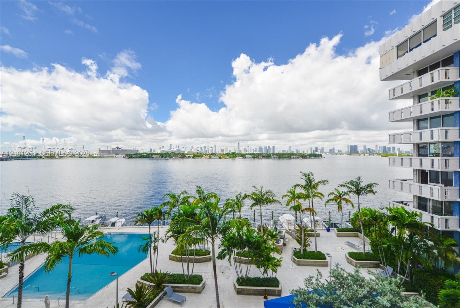 South Bay Club Condo · #629 in Miami Beach - Photo 27