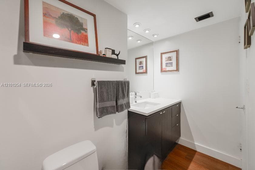 South Bay Club Condo · #629 in Miami Beach - Photo 22