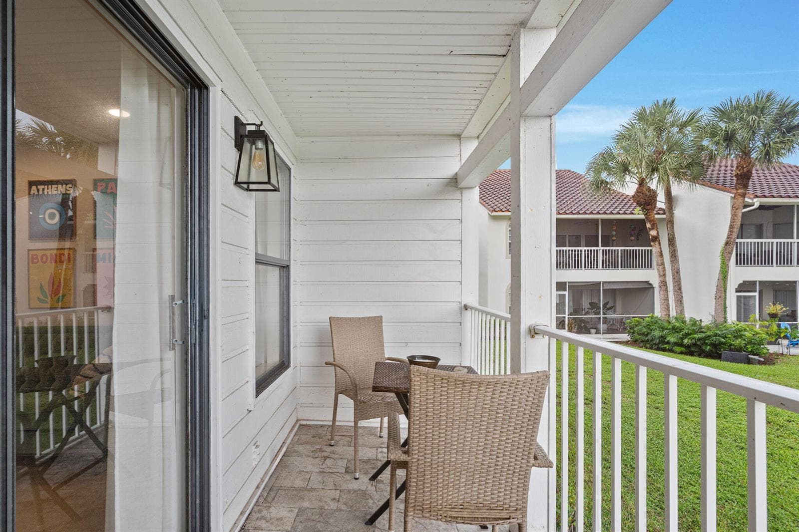 19-web-or-mls-A7409644