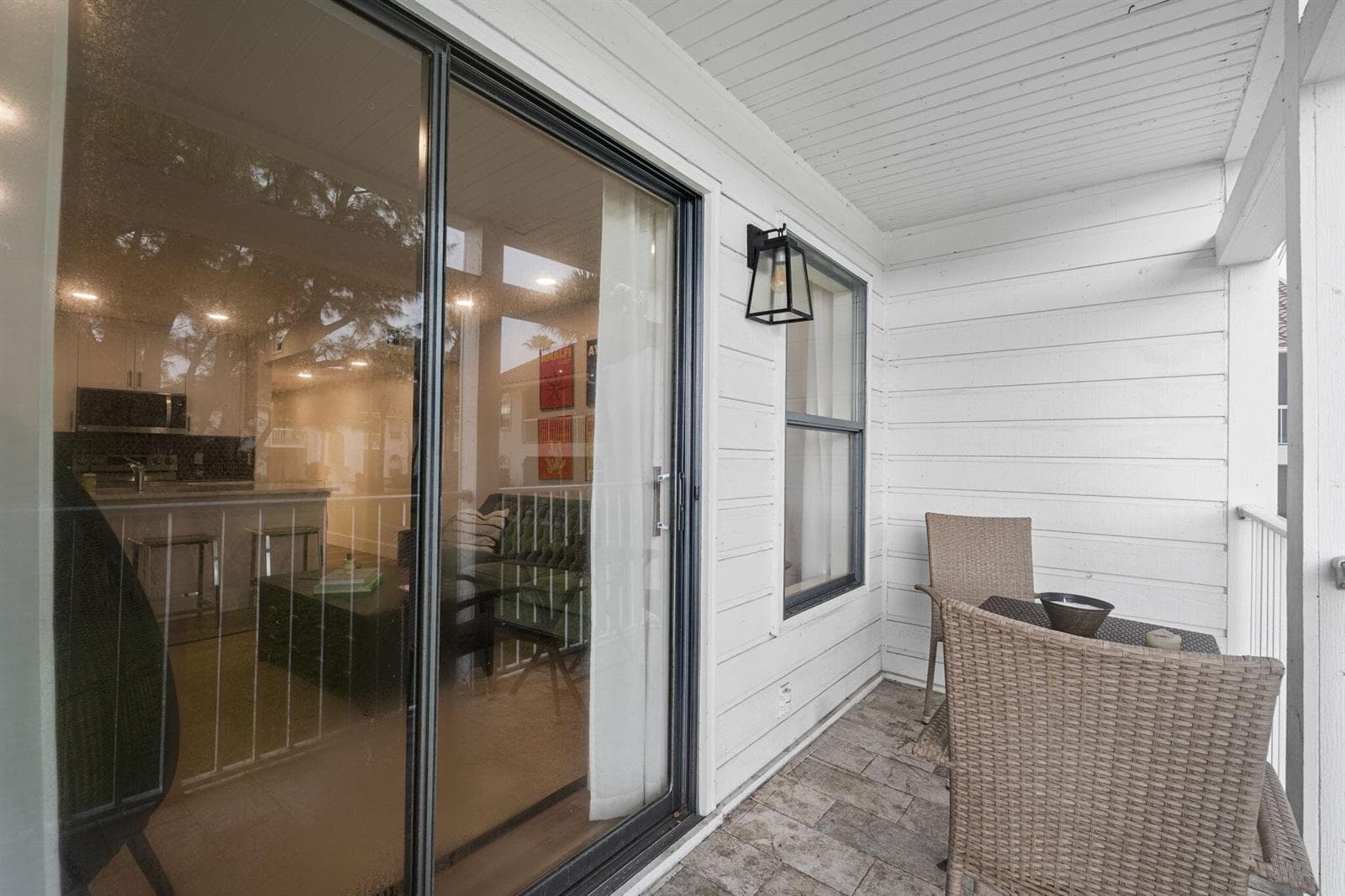 18-web-or-mls-A7409653
