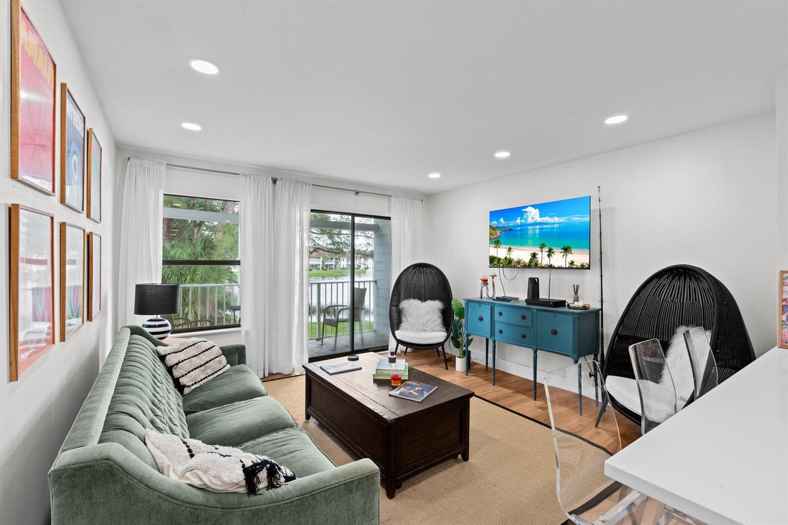 13-web-or-mls-A7409604