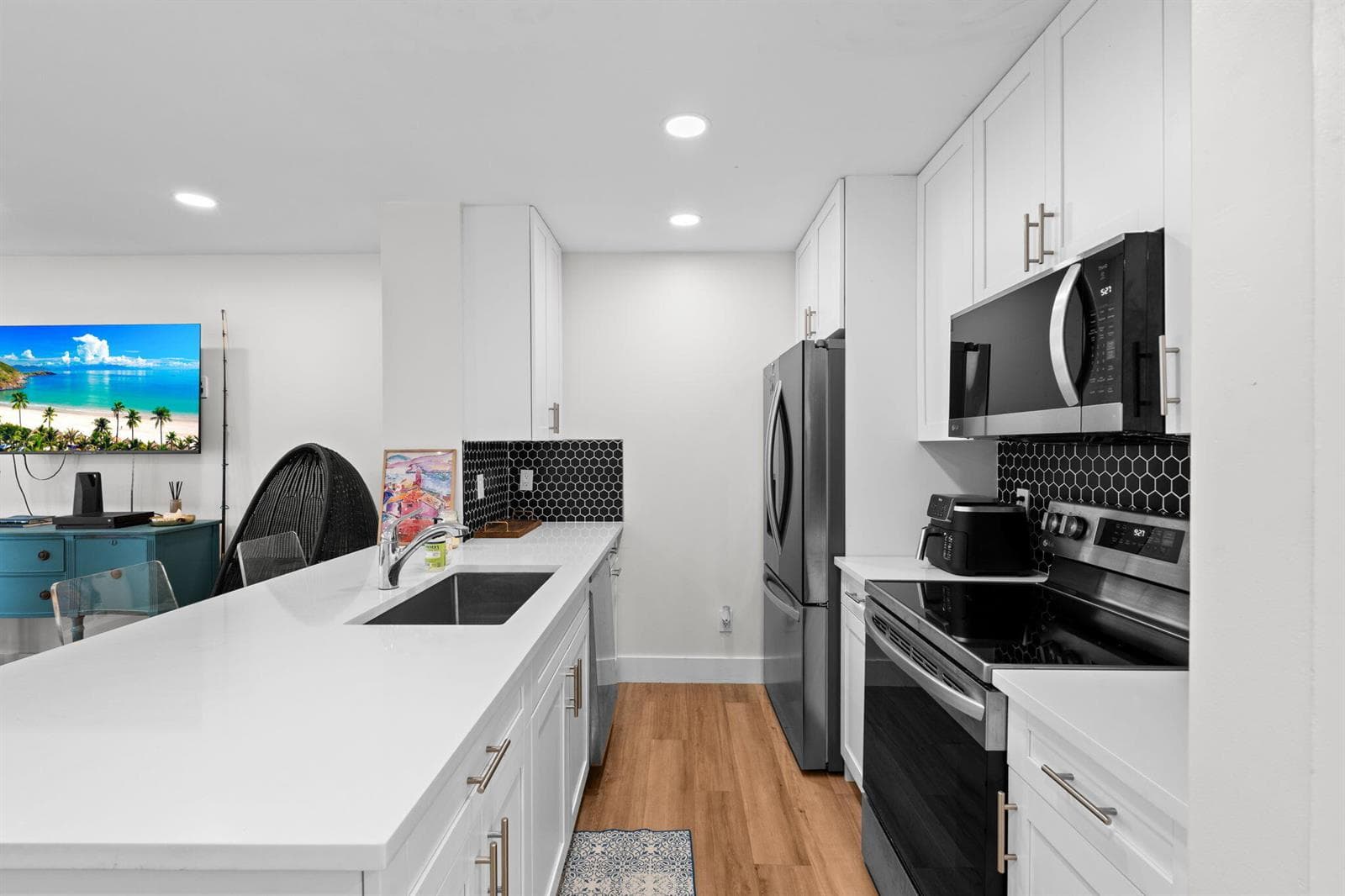 10-web-or-mls-A7409607