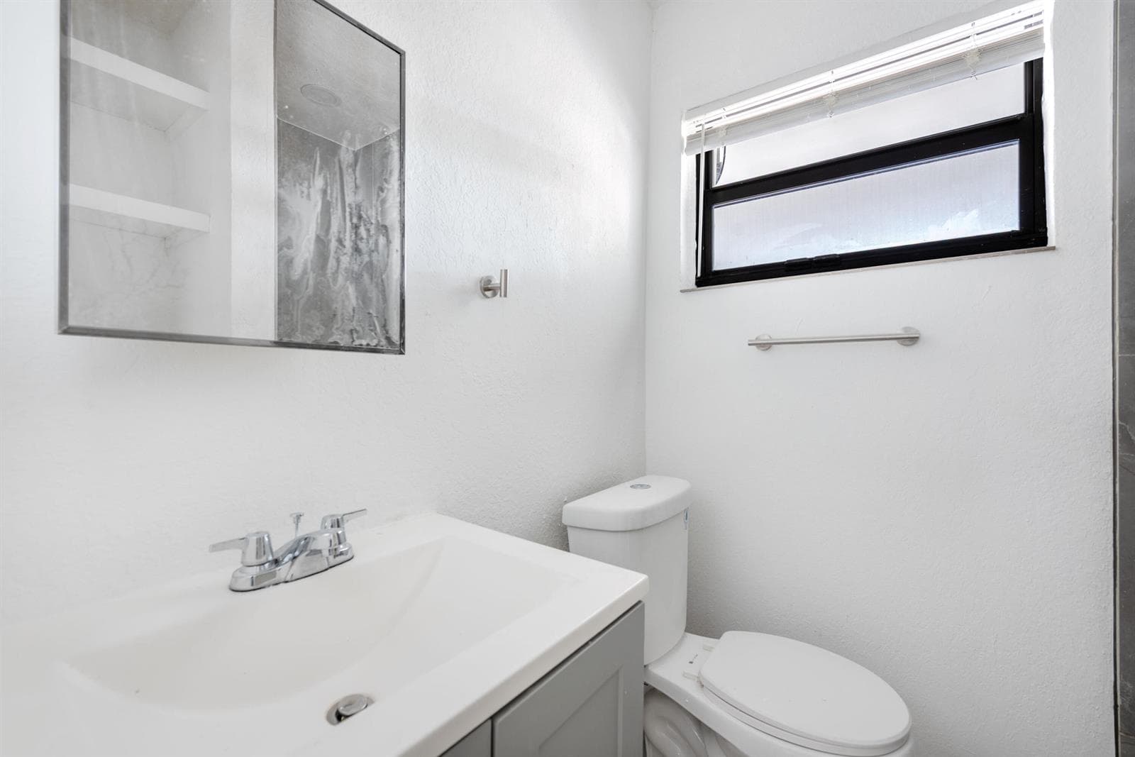 53828thSt#3WPB-10