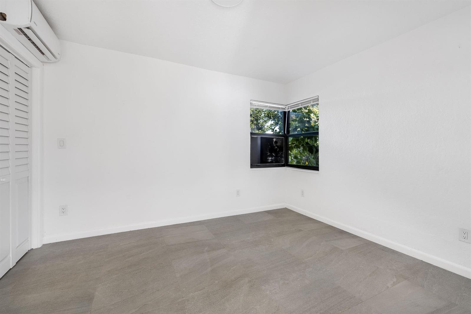 53828thSt#3WPB-8