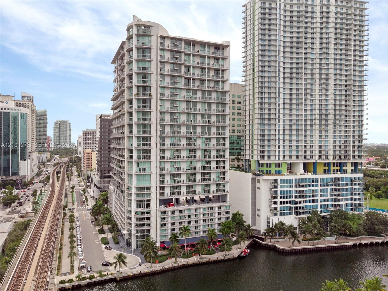 NEO VERTIKA CONDO · #1514 in Miami - Photo 2