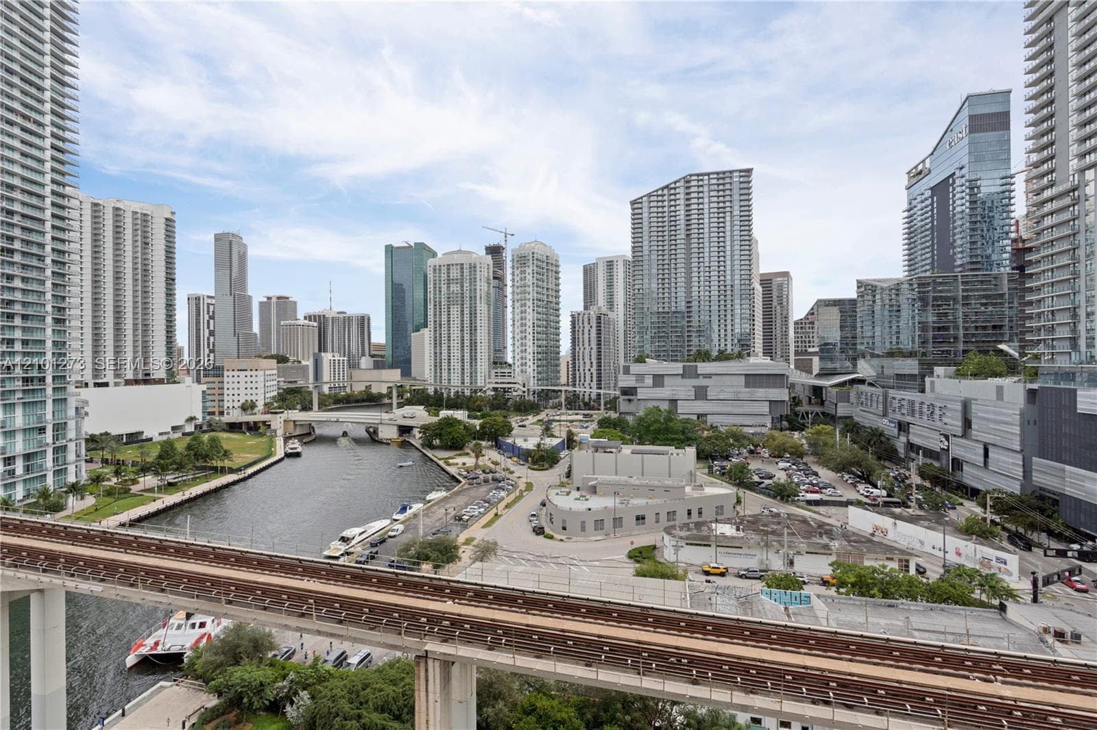 NEO VERTIKA CONDO · #1514 in Miami - Photo 5