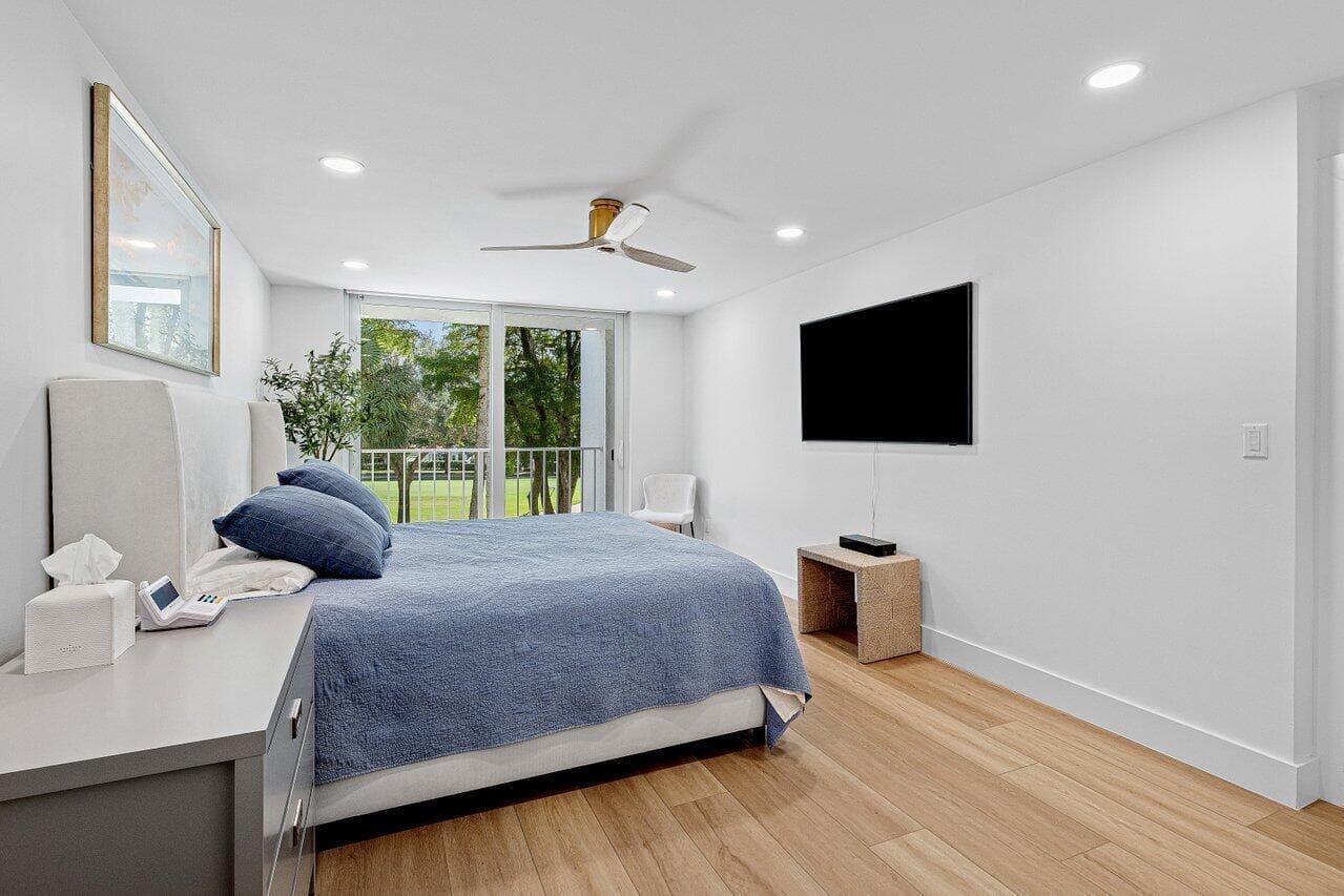 017-7370OrangewoodLane-202-BocaRaton-FL-