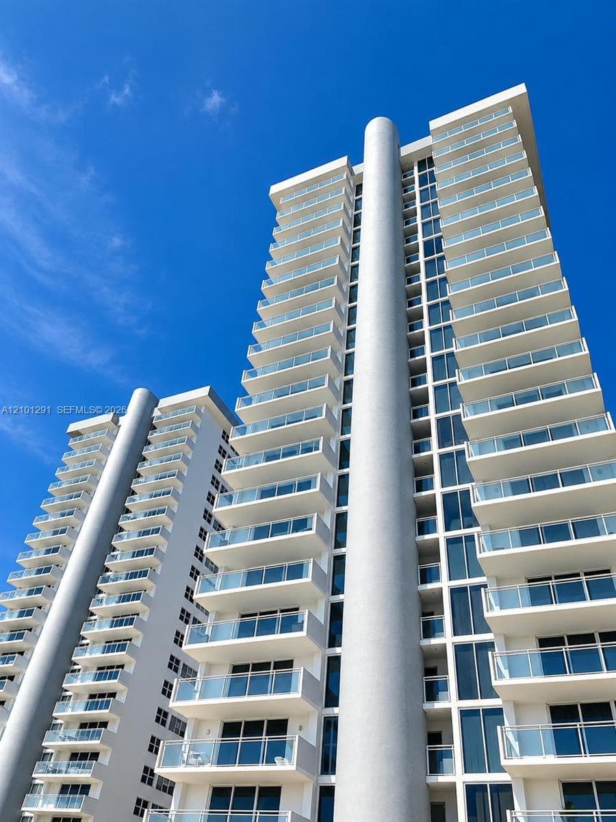 PARKER PLAZA CONDO ESTATE · #1004 in Hallandale Beach - Photo 22