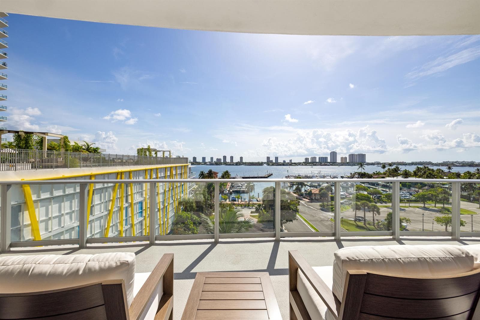 Wrap-around Balcony