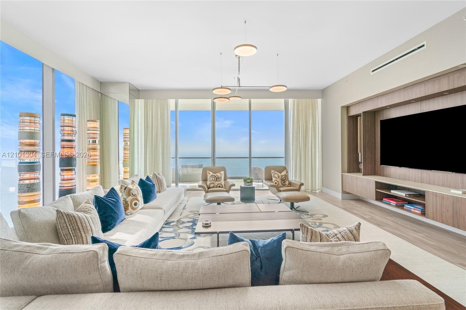 Turnberry Ocean Club · #5101 in Sunny Isles Beach - Photo 6