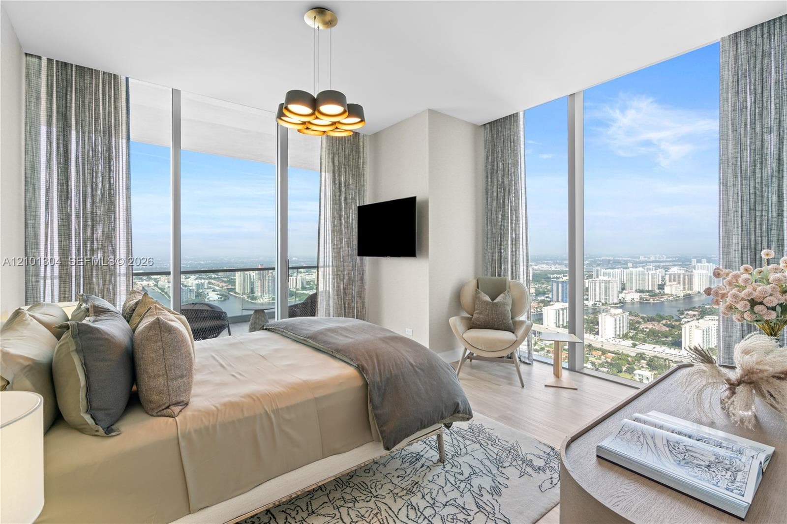 Turnberry Ocean Club · #5101 in Sunny Isles Beach - Photo 13