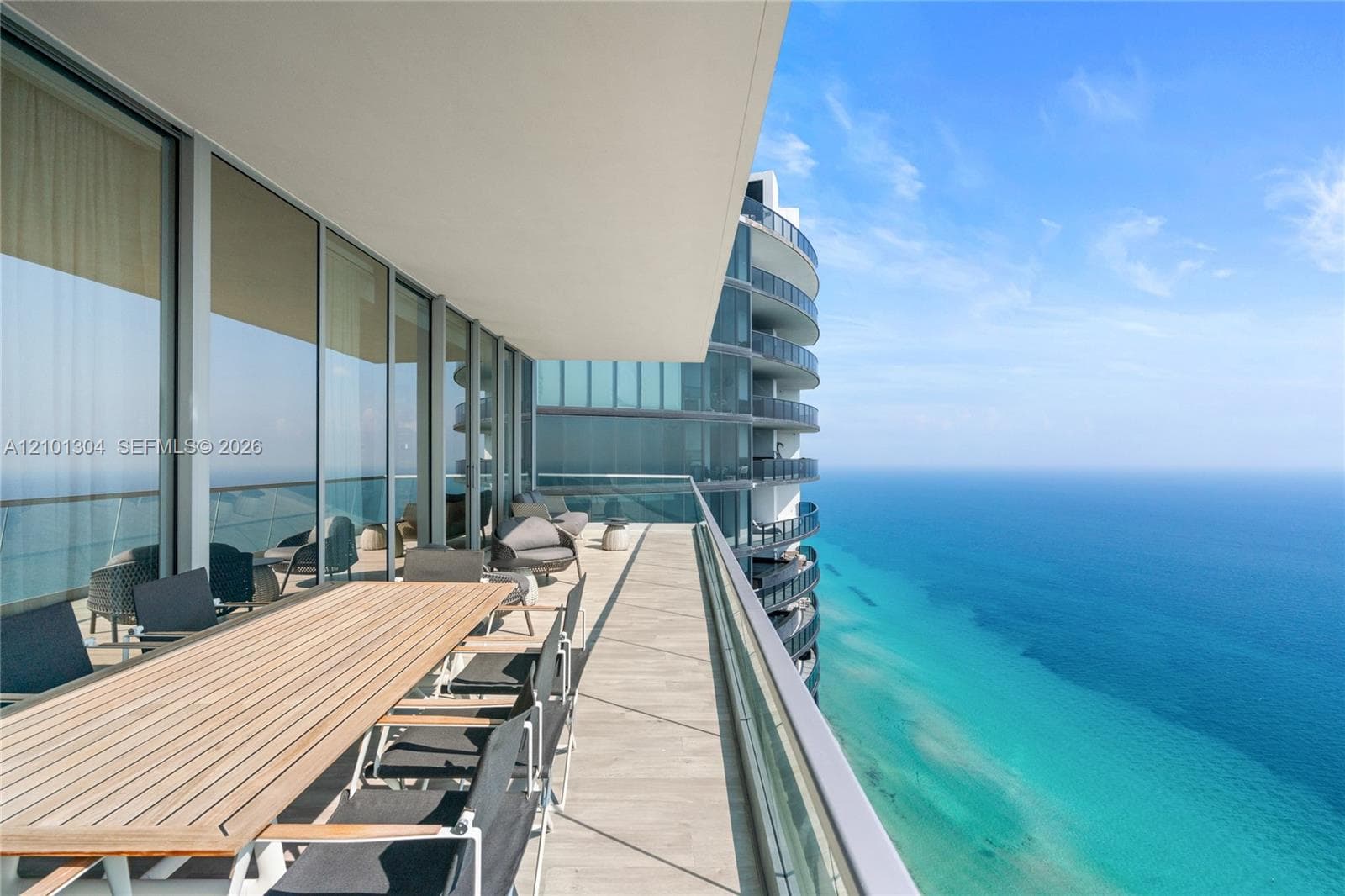 Turnberry Ocean Club · #5101 in Sunny Isles Beach - Photo 7