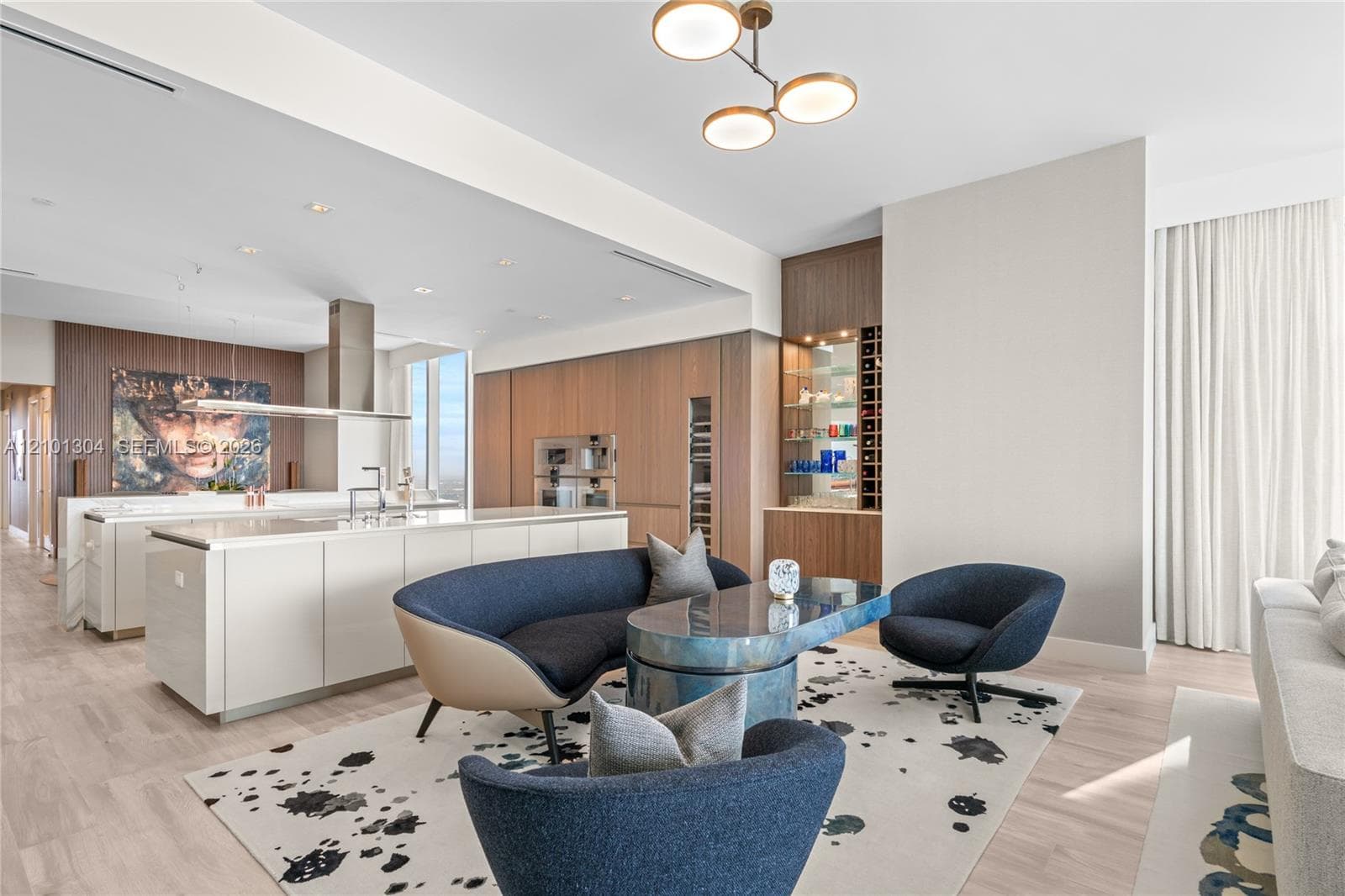 Turnberry Ocean Club · #5101 in Sunny Isles Beach - Photo 5