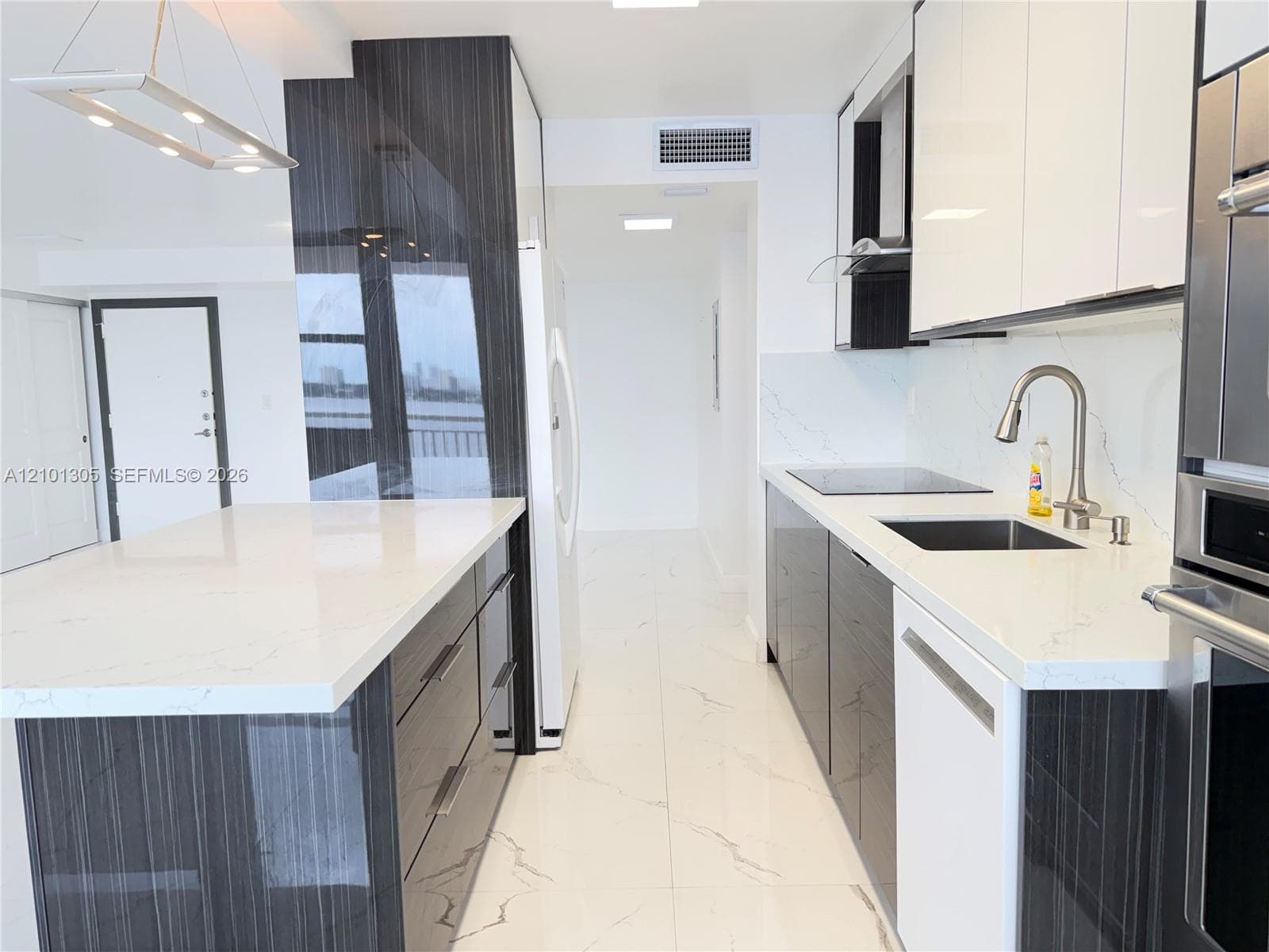 WINSTON TOWERS 200 · #602 in Sunny Isles Beach - Photo 10
