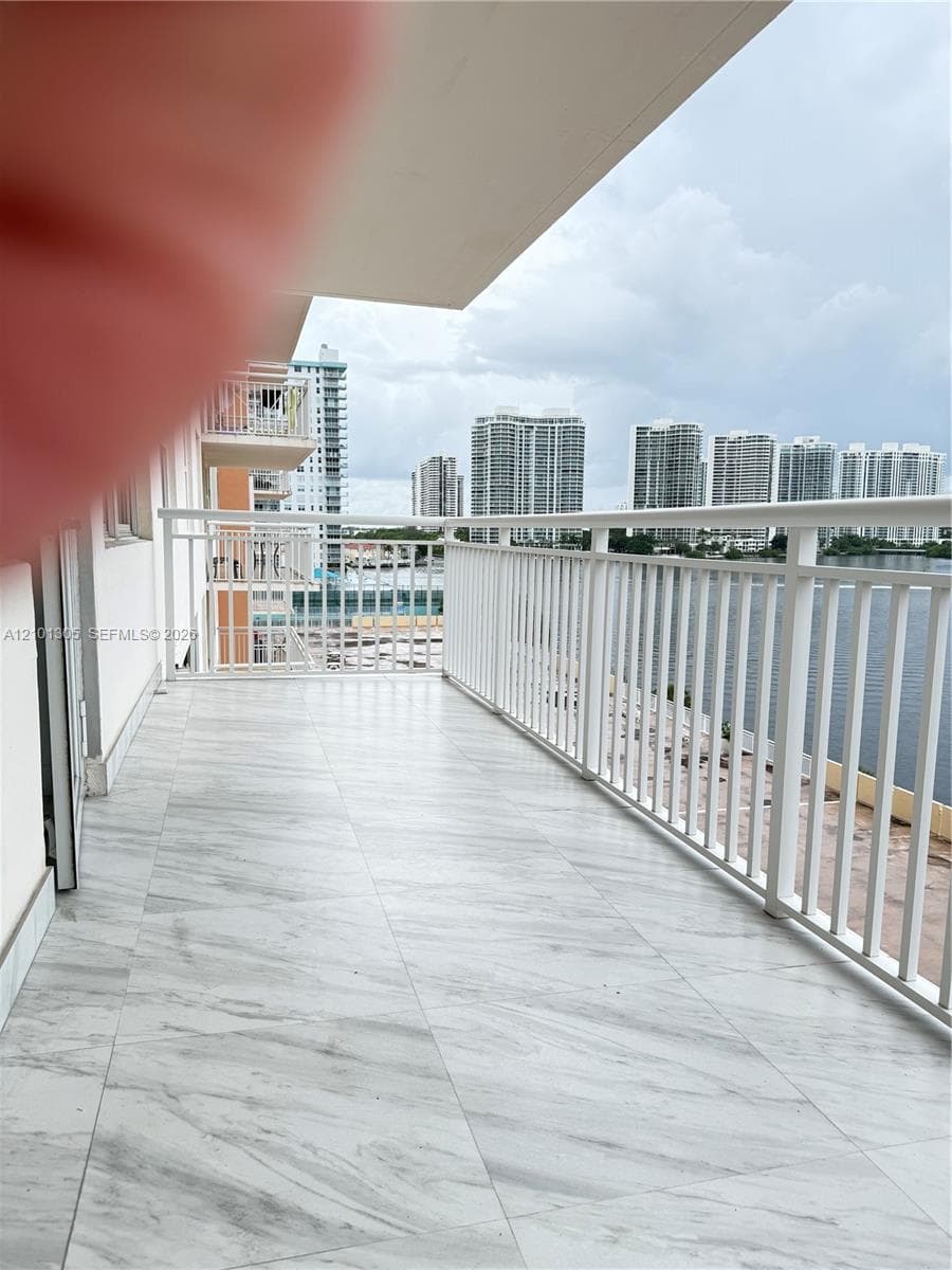 WINSTON TOWERS 200 · #602 in Sunny Isles Beach - Photo 44