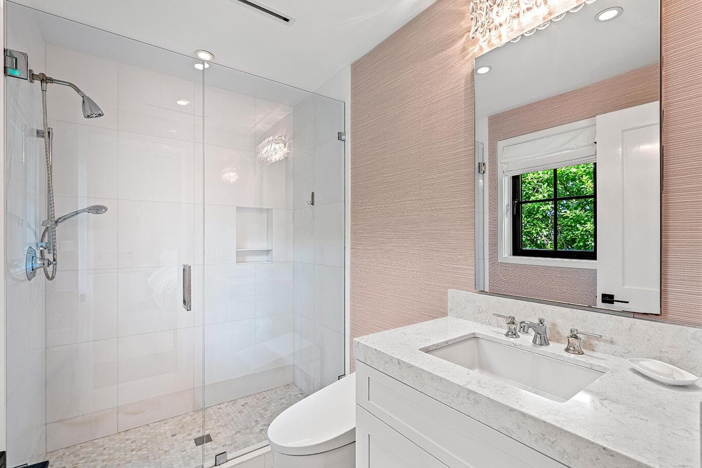 Guest Bath 1