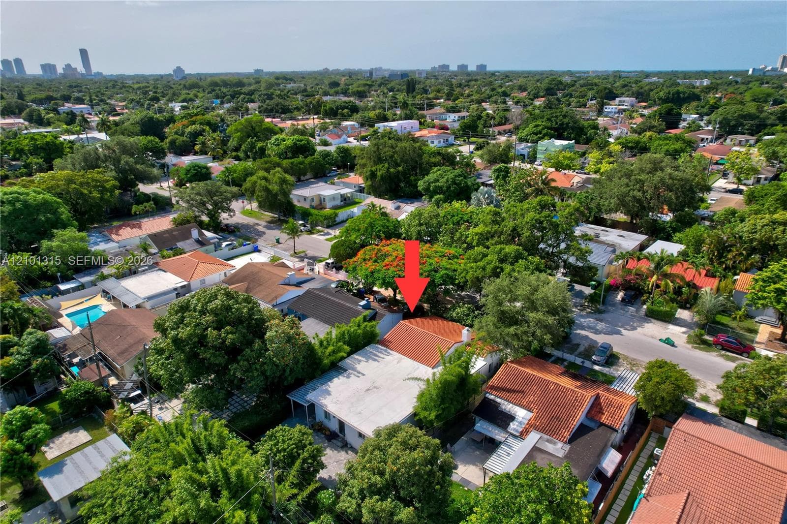 2543 SW 15th St photo 32