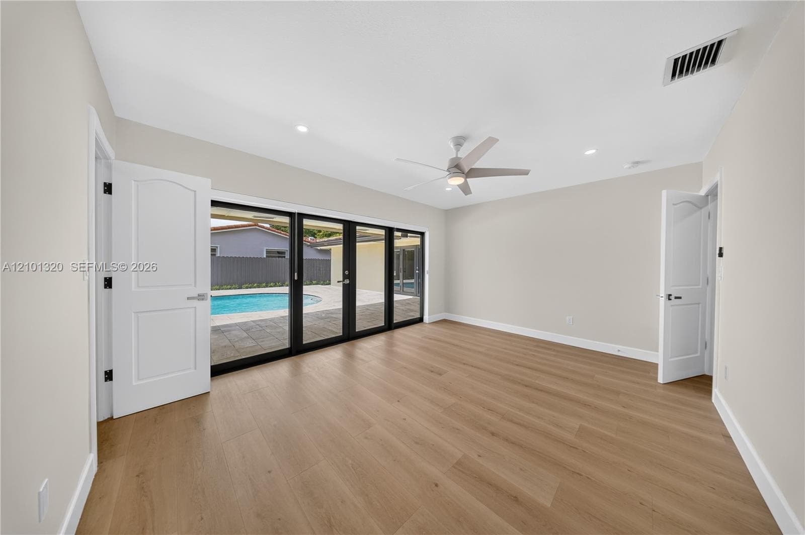 7020 Bamboo St photo 13