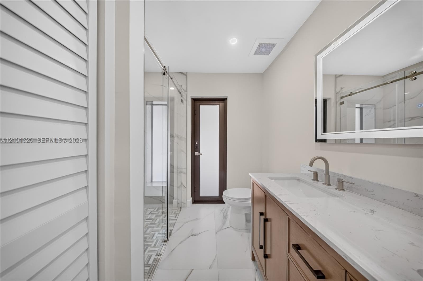 7020 Bamboo St photo 9