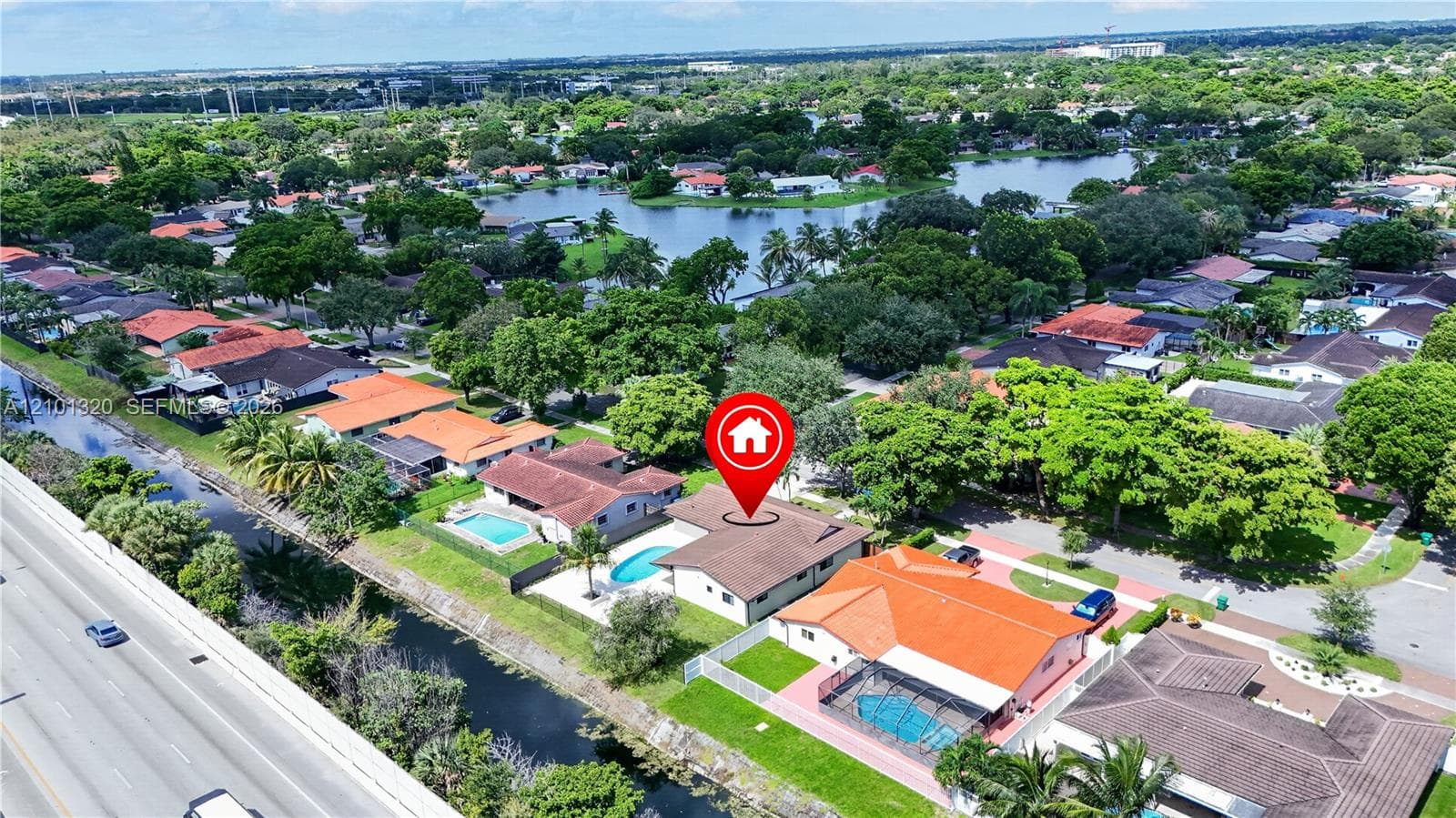 7020 Bamboo St photo 29
