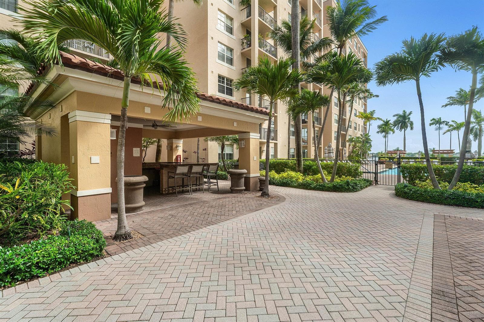 033-1801NorthFlaglerDrive-716-WestPalmBe
