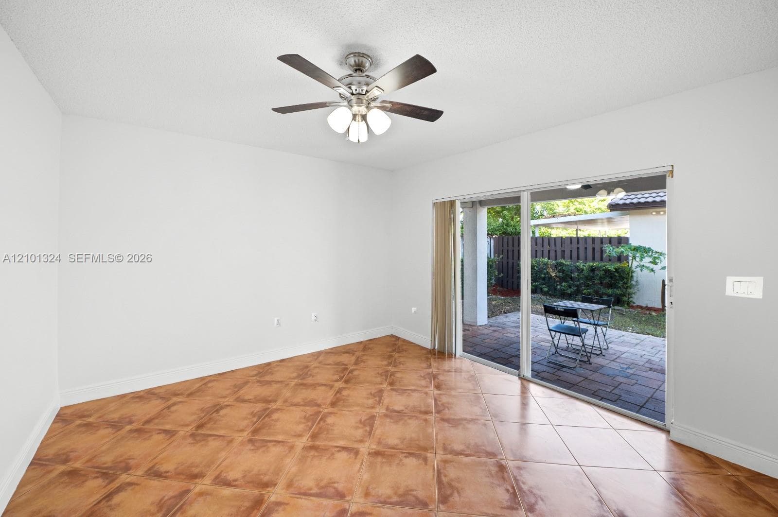 14613 SW 155th Pl photo 6