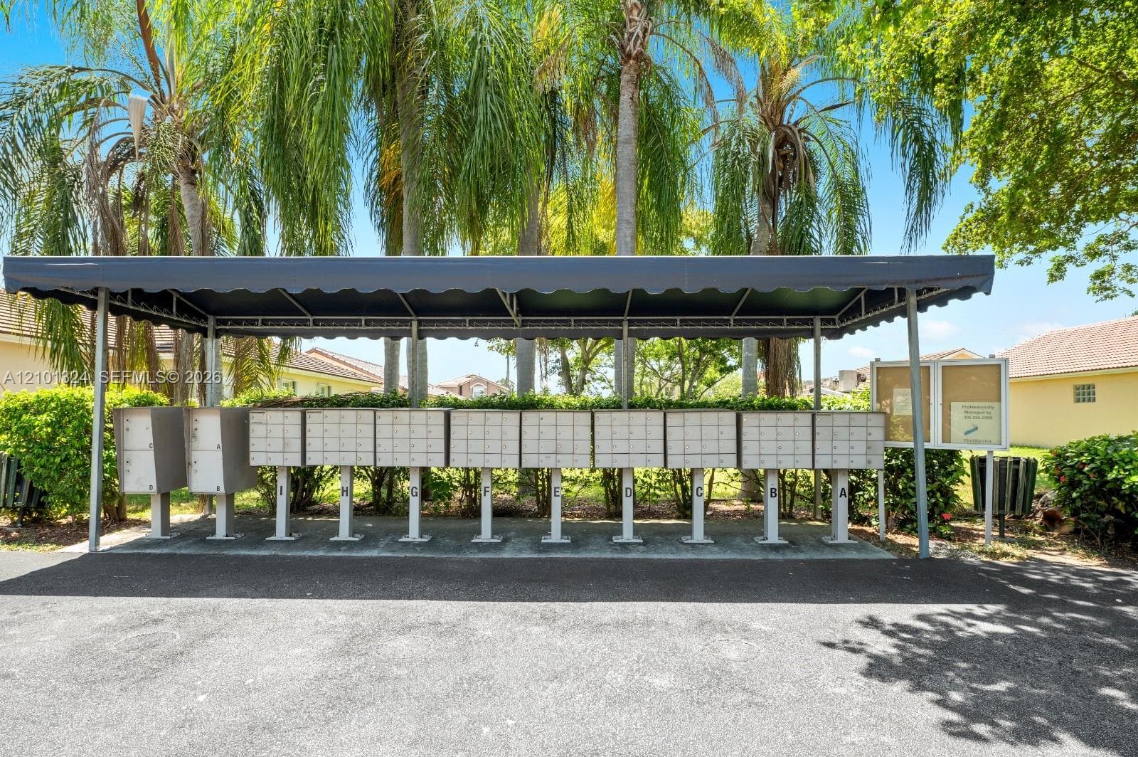 14613 SW 155th Pl photo 16