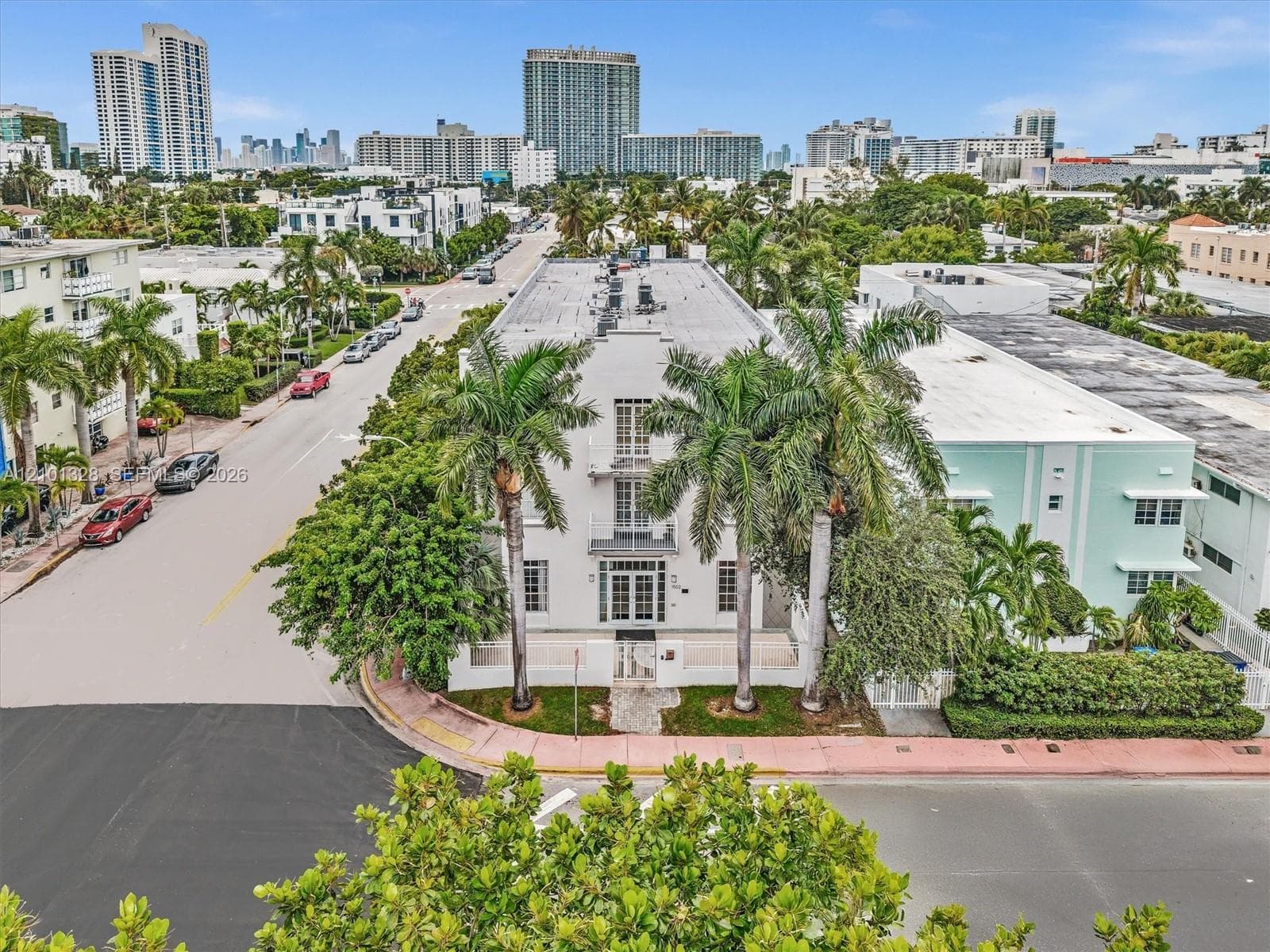THE ELAINE CONDO · #301 in Miami Beach - Photo 26