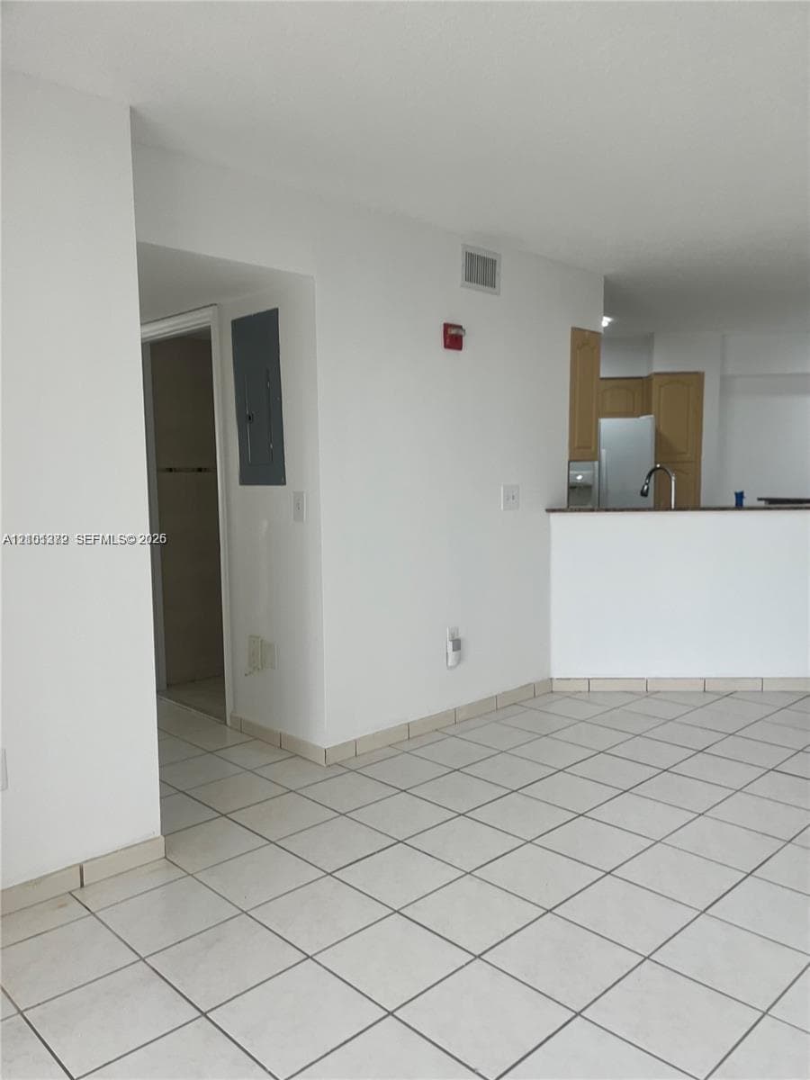 VISTA AL LAGO · #107 in Miami - Photo 2