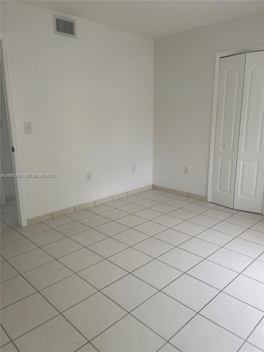 VISTA AL LAGO · #107 in Miami - Photo 5