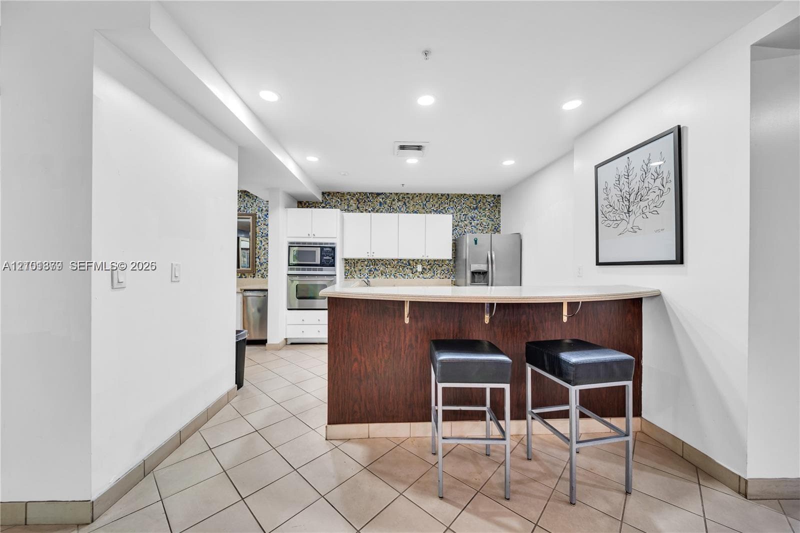 VALENCIA CONDO · #502 in South Miami - Photo 6