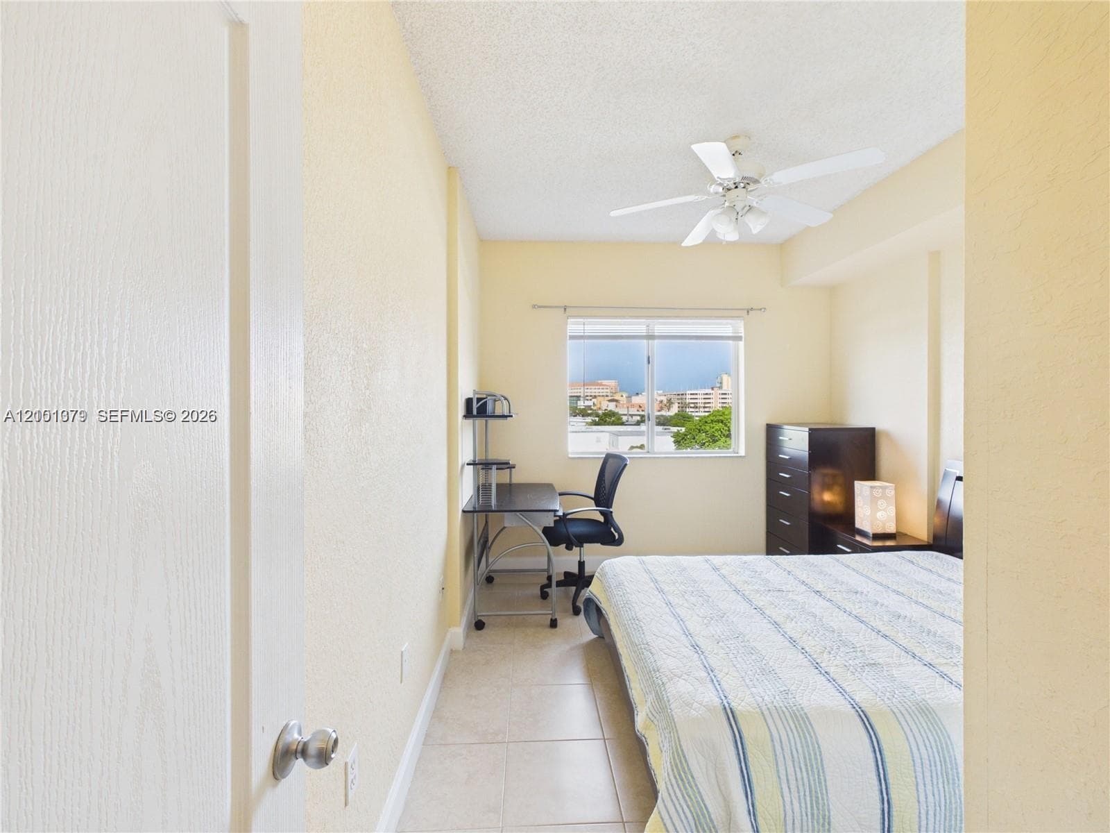 VALENCIA CONDO · #502 in South Miami - Photo 24