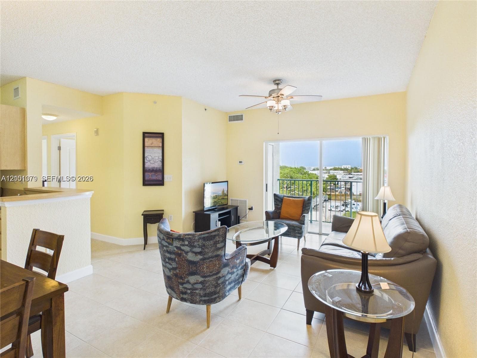 VALENCIA CONDO · #502 in South Miami - Photo 18